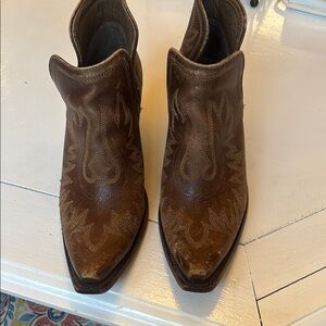 Ariat Dixon Brown Leather Western Booties